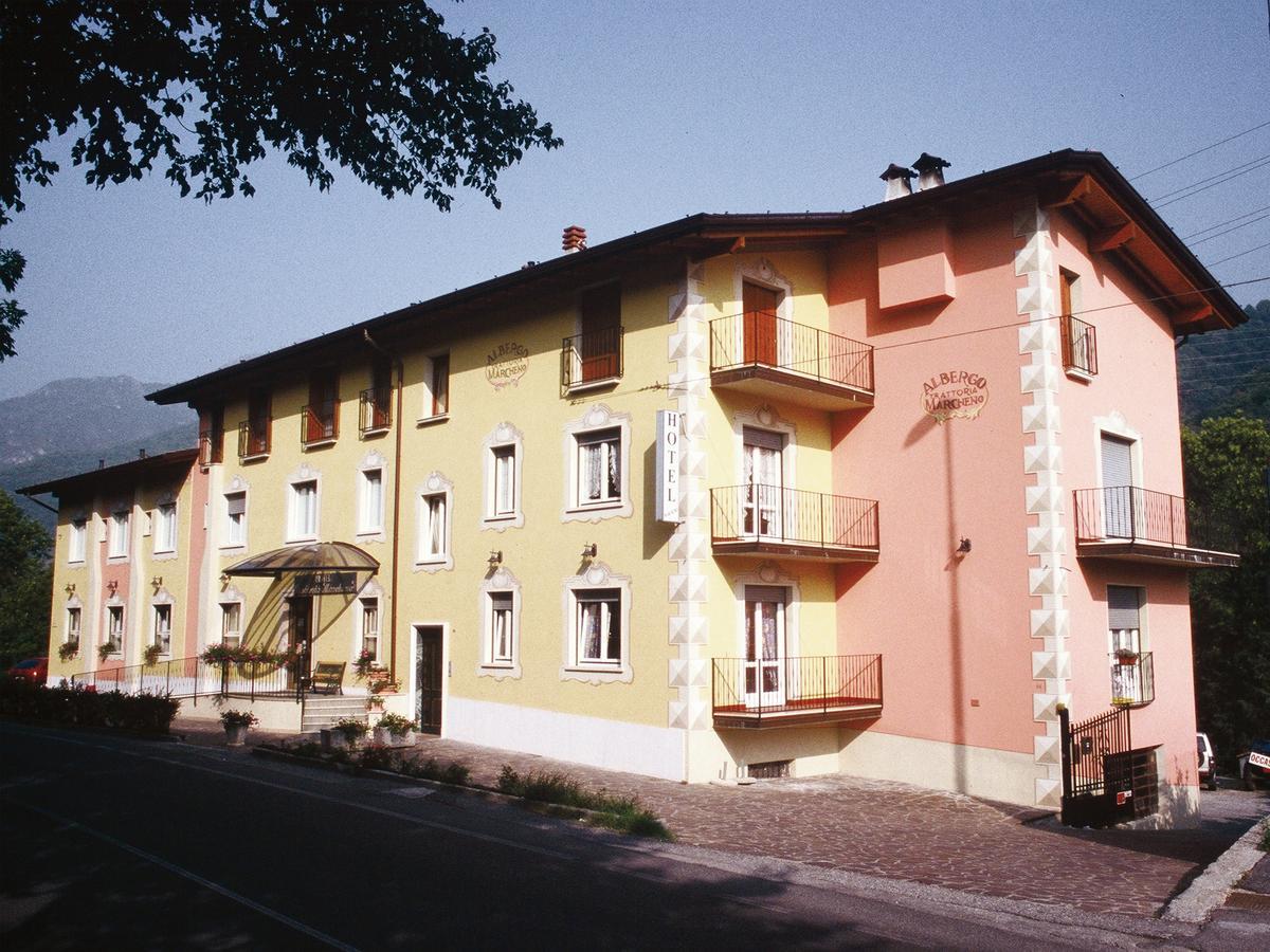 Albergo Ristorante Marcheno Esterno foto