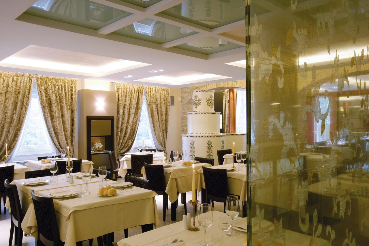Albergo Ristorante Marcheno Esterno foto